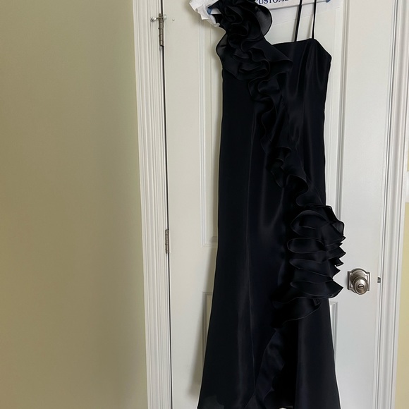 Custom Gown, Navy - Size 4 - Picture 7 of 12
